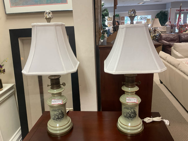 ANTIQUE PORCELAN/ BRASS LAMP