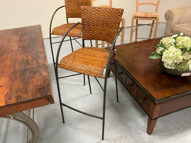WOVEN WICKER METAL BAR STOOL