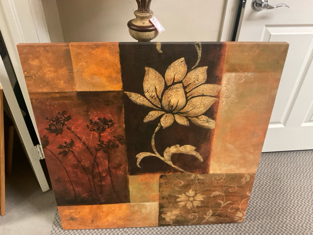 CANVAS GOLD FLOWER PRINT