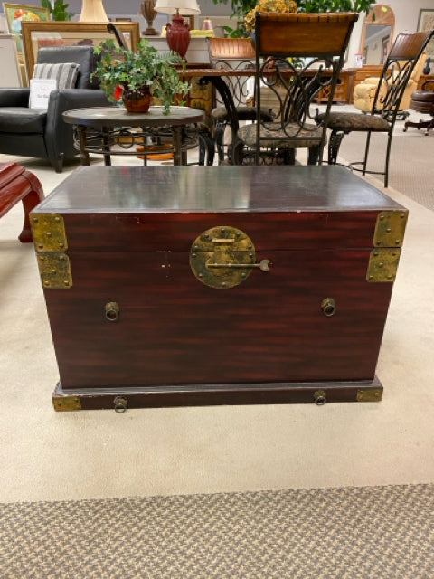 CHINESE TRUNK