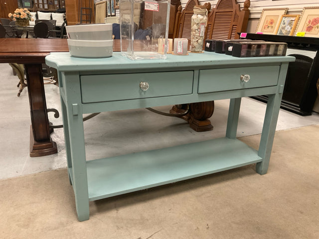 BROYHILL BLUE WOODEN 2 DR CONSOLE
