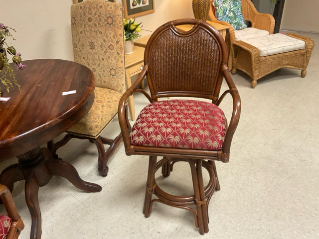 COUNTER HEIGHT RATTAN BAR STOOL