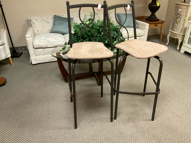 STOOLS