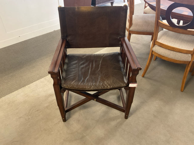 LEATHER BROWN CHAIR
