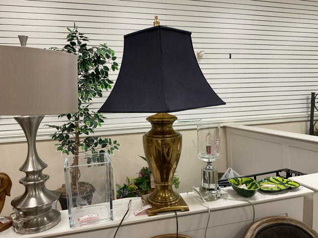 TABLE LAMP BLACK & GOLD