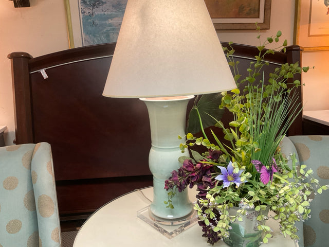 TABLE LAMP / GREEN BASE ON LUCITE STAND/WHT SHADE