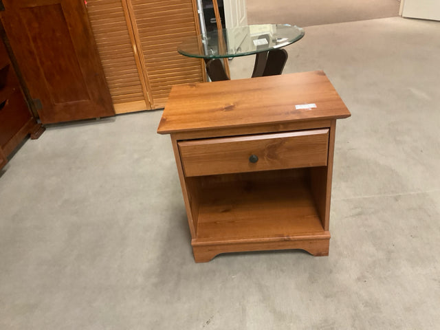 NIGHT STAND