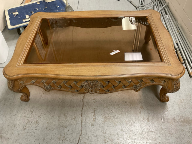 COFFEE TABLE/ LIGHT WOOD