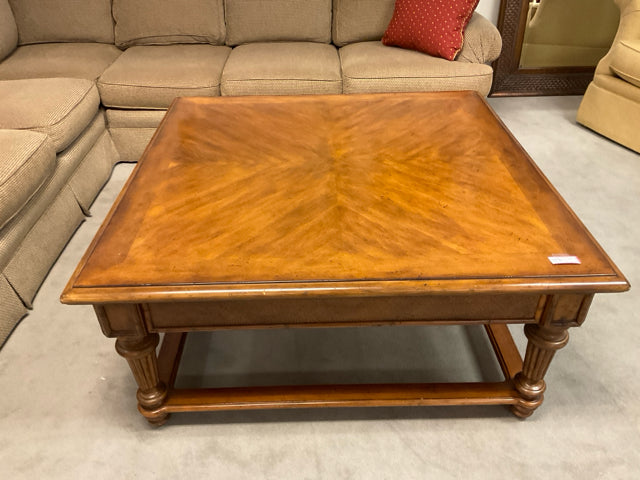 SQUARE WOOD COFFEE TABLE