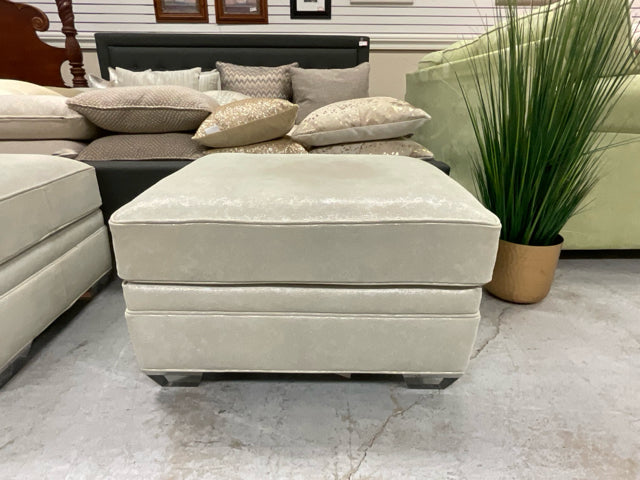 OYSTER SHELL OTTOMAN WITH ACRYLIC FEET