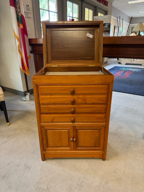 LIFT TOP MULTI - DRAWER CHEST LIGHT WOOD