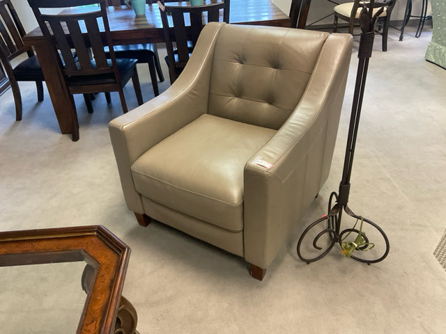 GREY LEATHER SIDE CHAIR