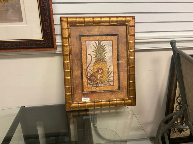 ARTWORK MONKEYS IN GOLD FRAME