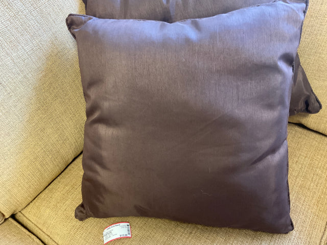 TRADITIONAL SQUARE BROWN PILLOW